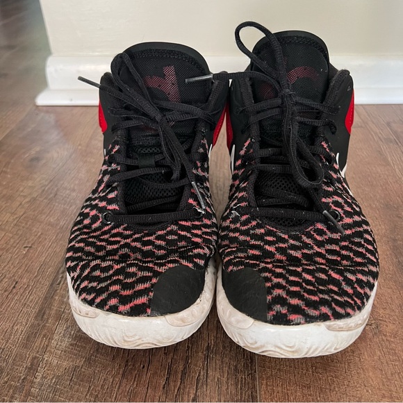 Nike KD Trey 5 VIII Bred Black White Red Men's size 10 CK2090-002 - Picture 12 of 16